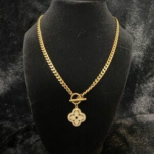 18K Gold Luxury Clover Chain Necklace